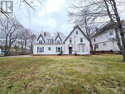 179-181 East Victoria Street  East Amherst, NS B4H 1Y7