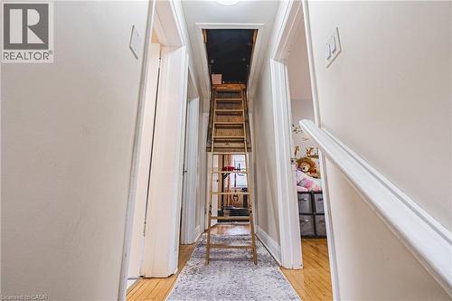 5 West 3Rd Street, Hamilton, ON - Indoor Photo Showing Other Room