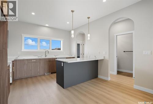 22 Taskamanwa Terrace, Saskatoon, SK - Indoor Photo Showing Kitchen With Upgraded Kitchen