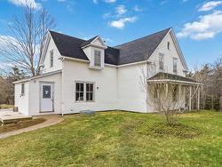 2459 Highway 325 Oakhill, NS B4V 3A8