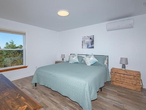 5956 Highway 1, Mavillette, NS - Indoor Photo Showing Bedroom