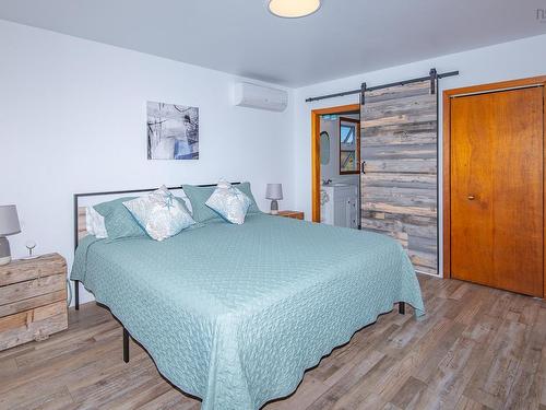 5956 Highway 1, Mavillette, NS - Indoor Photo Showing Bedroom