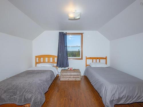 5956 Highway 1, Mavillette, NS - Indoor Photo Showing Bedroom