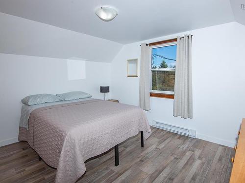 5956 Highway 1, Mavillette, NS - Indoor Photo Showing Bedroom