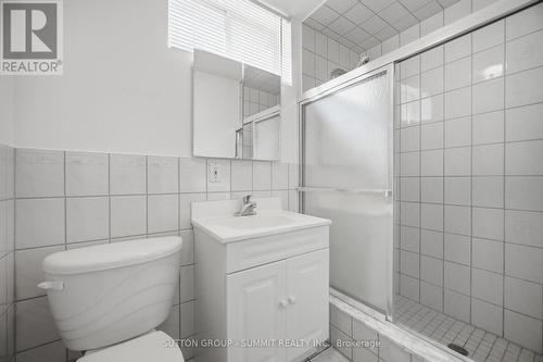 3 Donata Drive, Mississauga, ON - Indoor Photo Showing Bathroom