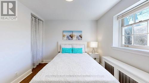 19 Strathgowan Crescent, Toronto, ON - Indoor Photo Showing Bedroom