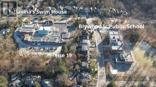 19 Strathgowan Crescent, Toronto, ON - Outdoor With View