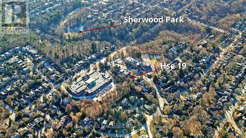 19 Strathgowan Crescent, Toronto, ON - Outdoor With View