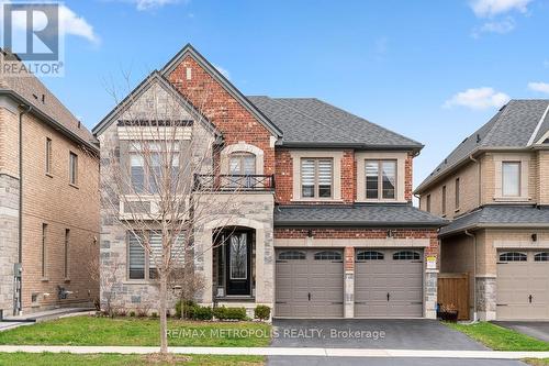 42 BLENHEIM CIRCLE  Whitby, ON L1P 0E2