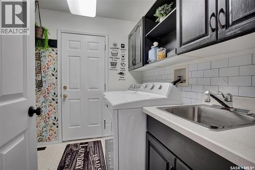 439 Braemar Court, Saskatoon, SK - Indoor Photo Showing Laundry Room