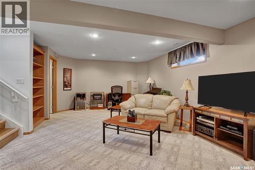 439 Braemar Court, Saskatoon, SK - Indoor