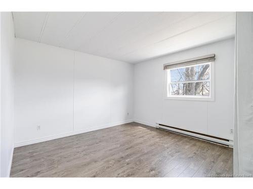 2 Macintosh St, Fredericton, NB 