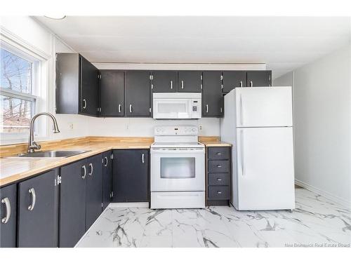 2 Macintosh St, Fredericton, NB 