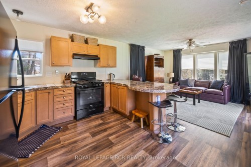 9658 Second Line, Milton, ON - Indoor Photo Showing Kitchen