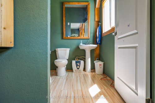 9658 Second Line, Milton, ON - Indoor Photo Showing Bathroom