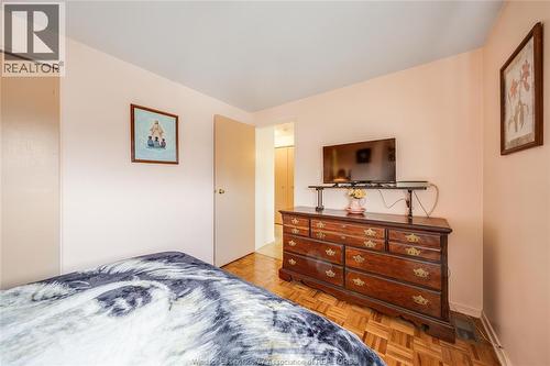 2693 Meadowbrook Lane, Windsor, ON - Indoor Photo Showing Bedroom