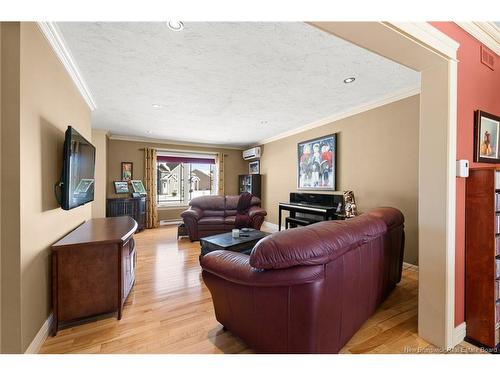 77 Jeannette St, Dieppe, NB 