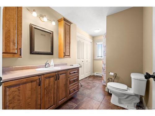 77 Jeannette St, Dieppe, NB 