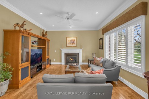 70 English Daisy Court, Vaughan, ON - Indoor Photo Showing Living Room With Fireplace