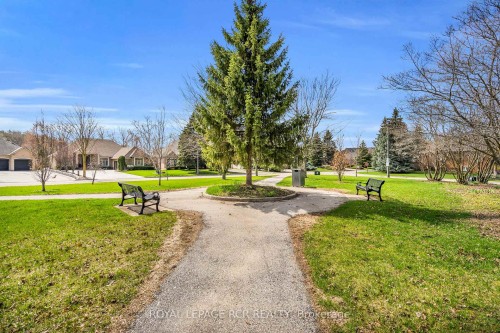 70 English Daisy Court, Vaughan, ON - Outdoor