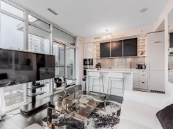 1303-32 Davenport Road  Toronto, ON M5R 0B5