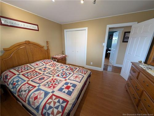 562 Fleet, Bathurst, NB 