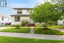 24 Joffre Street SE  Dartmouth, NS B2Y 3C8