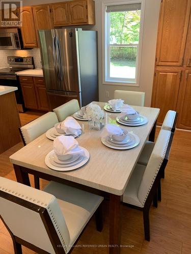 1833 Tiny Beaches Road S, Tiny, ON - Indoor Photo Showing Dining Room