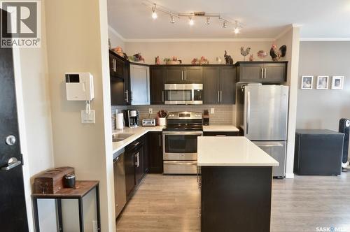 321 545 Hassard Close, Saskatoon, SK - Indoor Photo Showing Kitchen