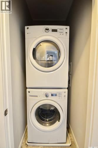 321 545 Hassard Close, Saskatoon, SK - Indoor Photo Showing Laundry Room