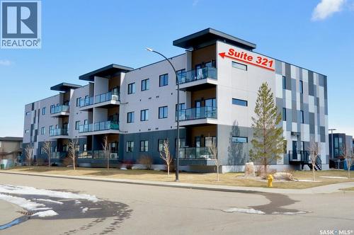 321 545 Hassard Close, Saskatoon, SK - Outdoor With Balcony With Facade