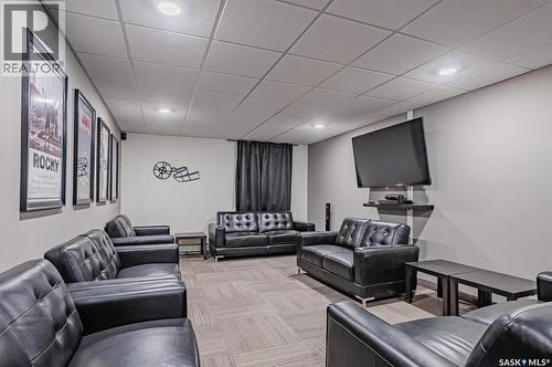 321 545 Hassard Close, Saskatoon, SK - Indoor