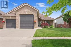 29 MORNING GLORY LANE Chatham, ON N7L 5R6