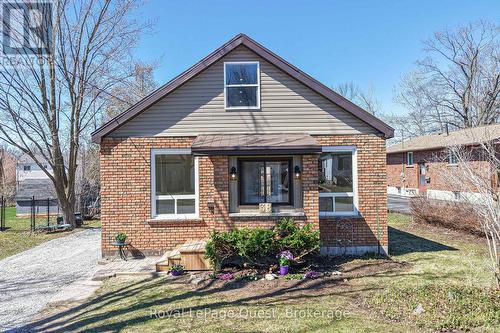 38 ADAIR STREET  Orillia, ON L3V 2X2