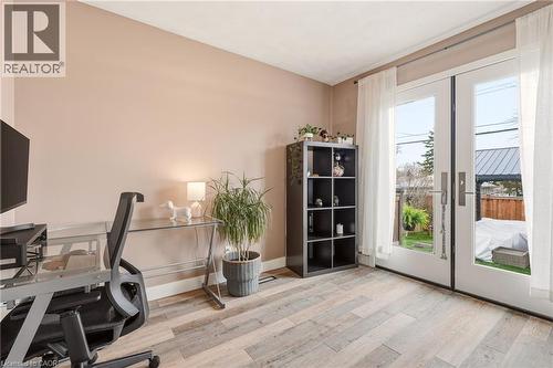 Interior room with wood-finish flooring and light-toned walls - 30 Darlington Drive, Hamilton, ON - Indoor Photo Showing Office
