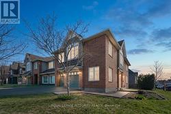 179 FLAT SEDGE CRESCENT Ottawa, ON K1T 0G9