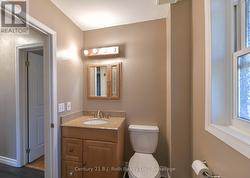 Main 4 piece bath - 