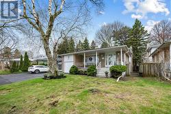 16 DONNACONA CRESCENT Toronto, ON M1E 3P9