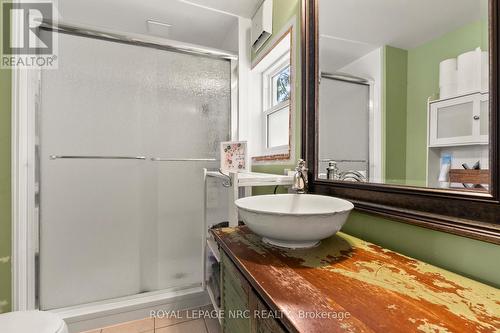 3436 Rittenhouse Road, Lincoln (Lincoln-Jordan/Vineland), ON - Indoor Photo Showing Bathroom