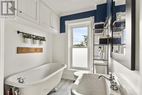 3436 Rittenhouse Road, Lincoln (Lincoln-Jordan/Vineland), ON - Indoor Photo Showing Bathroom