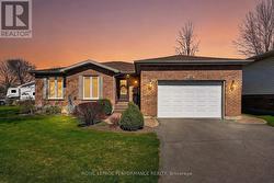 674 HAMILTON CRESCENT Cornwall, ON K6H 7B5
