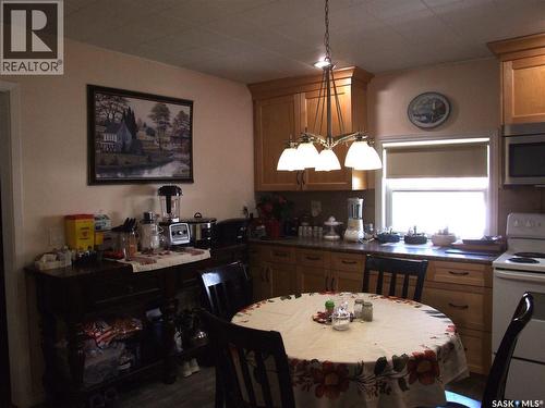 561 Dome Crescent, Burstall, SK - Indoor Photo Showing Dining Room