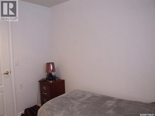 561 Dome Crescent, Burstall, SK - Indoor Photo Showing Bedroom