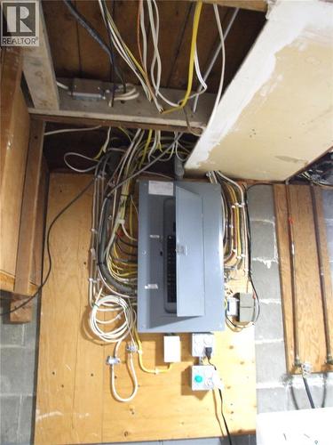 561 Dome Crescent, Burstall, SK - Indoor Photo Showing Basement