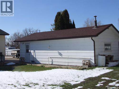 561 Dome Crescent, Burstall, SK - Outdoor With Exterior