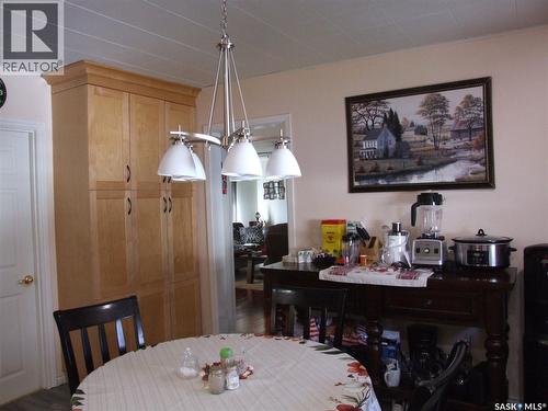 561 Dome Crescent, Burstall, SK - Indoor Photo Showing Dining Room