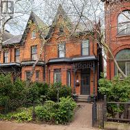 382 SACKVILLE STREET  Toronto, ON M4X 1S5