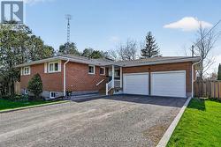 1 MEREDITH AVENUE  Cobourg, ON K9A 4G6