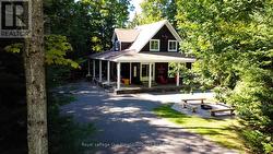 1042 SKI RIDGE TRAIL Dysart Et Al (Guilford), ON K0M 1M0