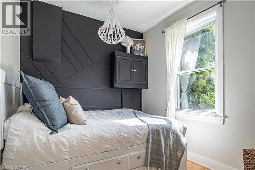 62 Liberty Street, Hamilton, ON - Indoor Photo Showing Bedroom